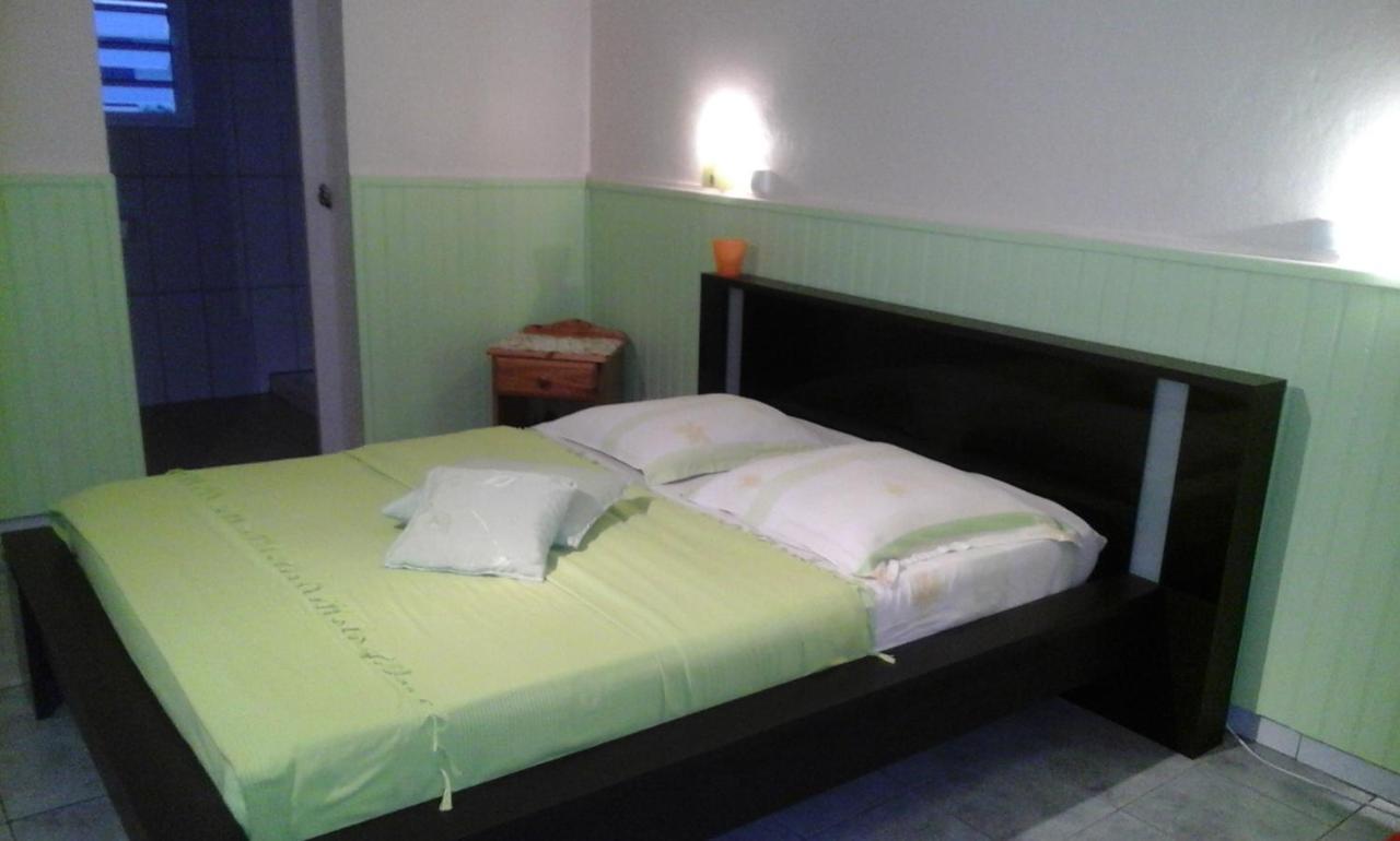 Petite Fleur De Lentilles Bed and Breakfast Cilaos Esterno foto