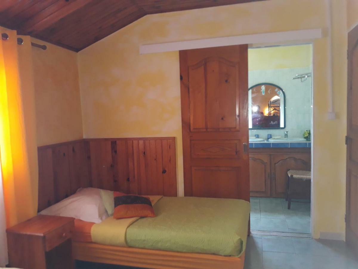 Petite Fleur De Lentilles Bed and Breakfast Cilaos Esterno foto