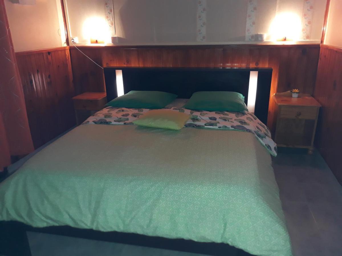 Petite Fleur De Lentilles Bed and Breakfast Cilaos Esterno foto